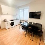 Vibehome - Stadtmitte アパート *